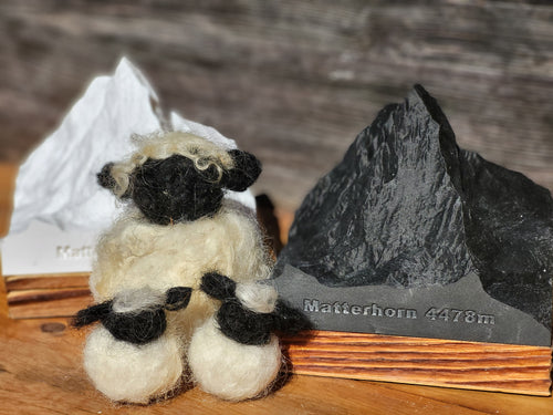Matterhorn - detailed print on aged wood